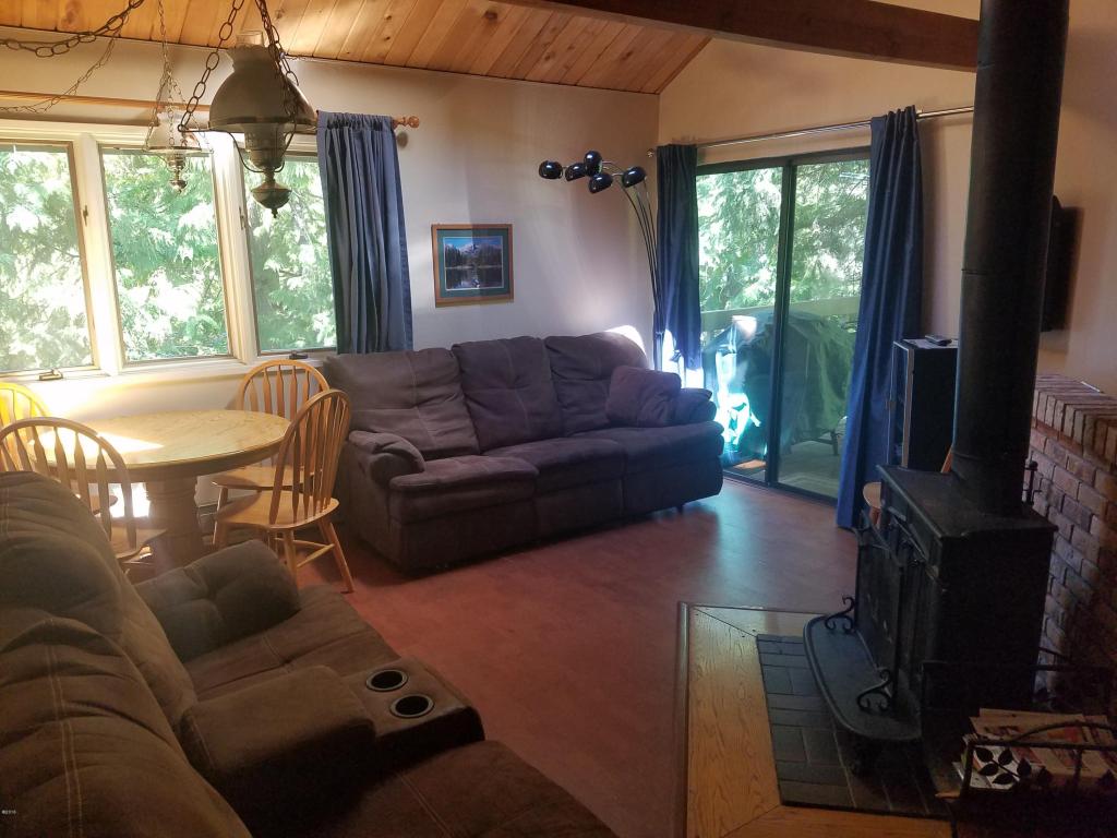 32 Alder Way, Whitefish, MT 59937
