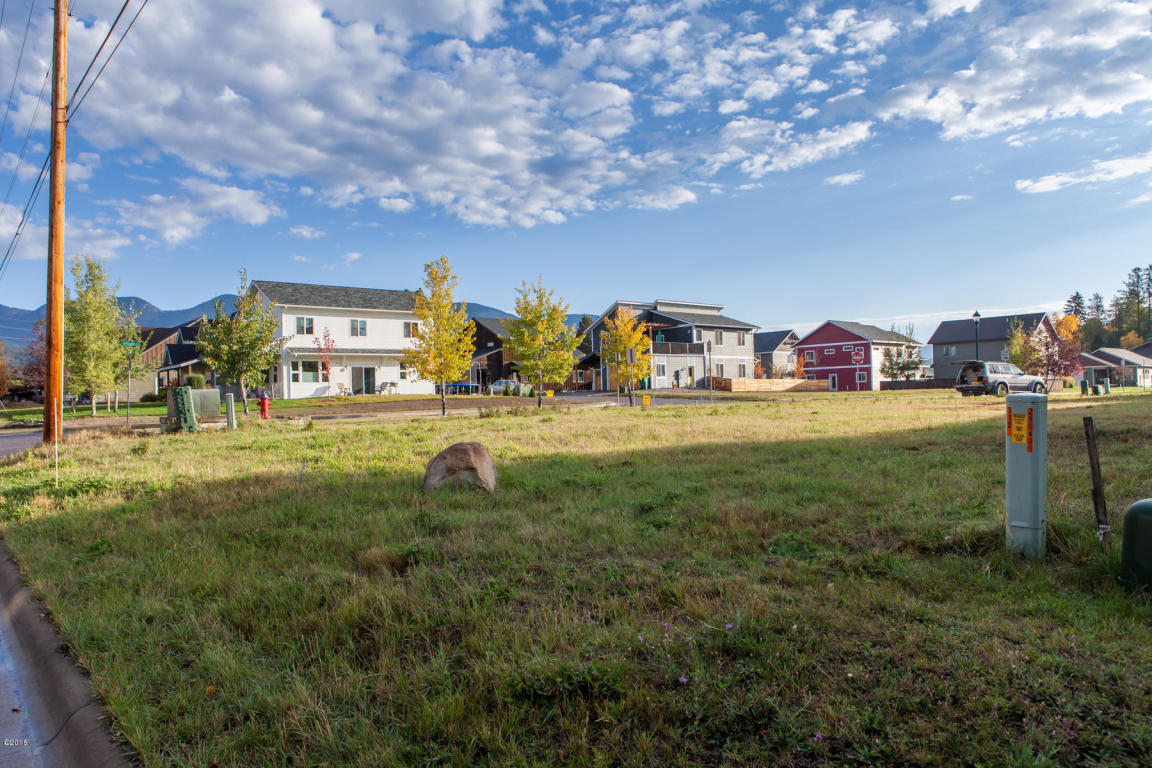 701 & 703 Aspen Grove Court, Whitefish, MT 59937