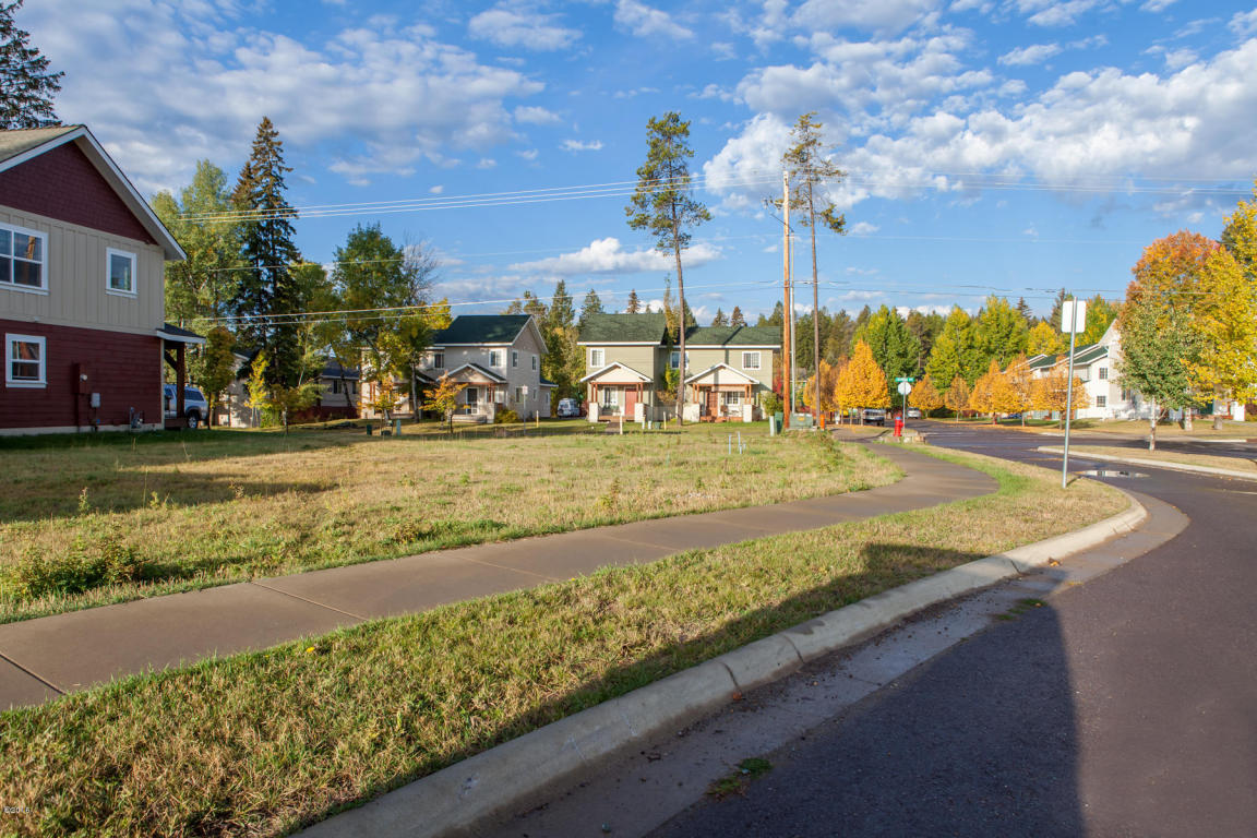701 & 703 Aspen Grove Court, Whitefish, MT 59937