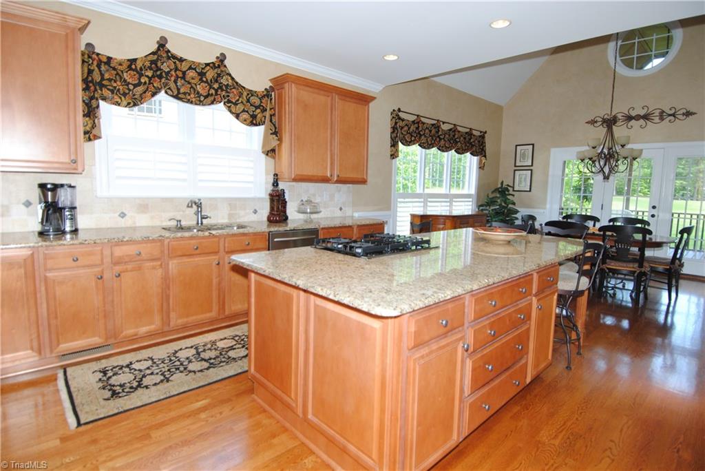 315 N Hiddenbrooke Drive, Advance, NC 27006