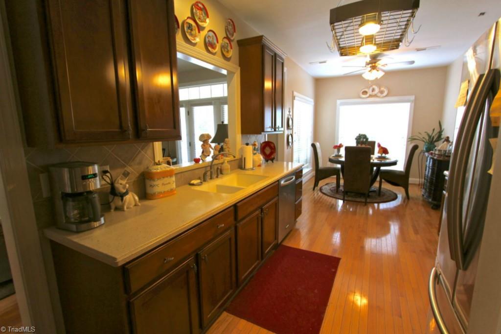 144 Shallowbrook Drive, Advance, NC 27006