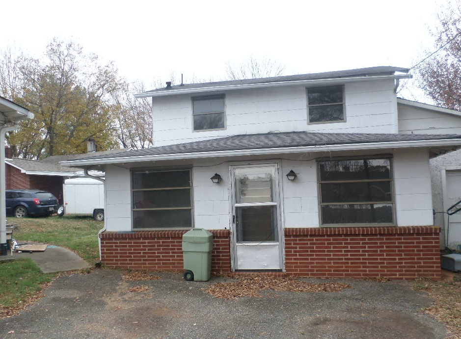 102 Sunset DriveBoonville, NC, 27011Yadkin County