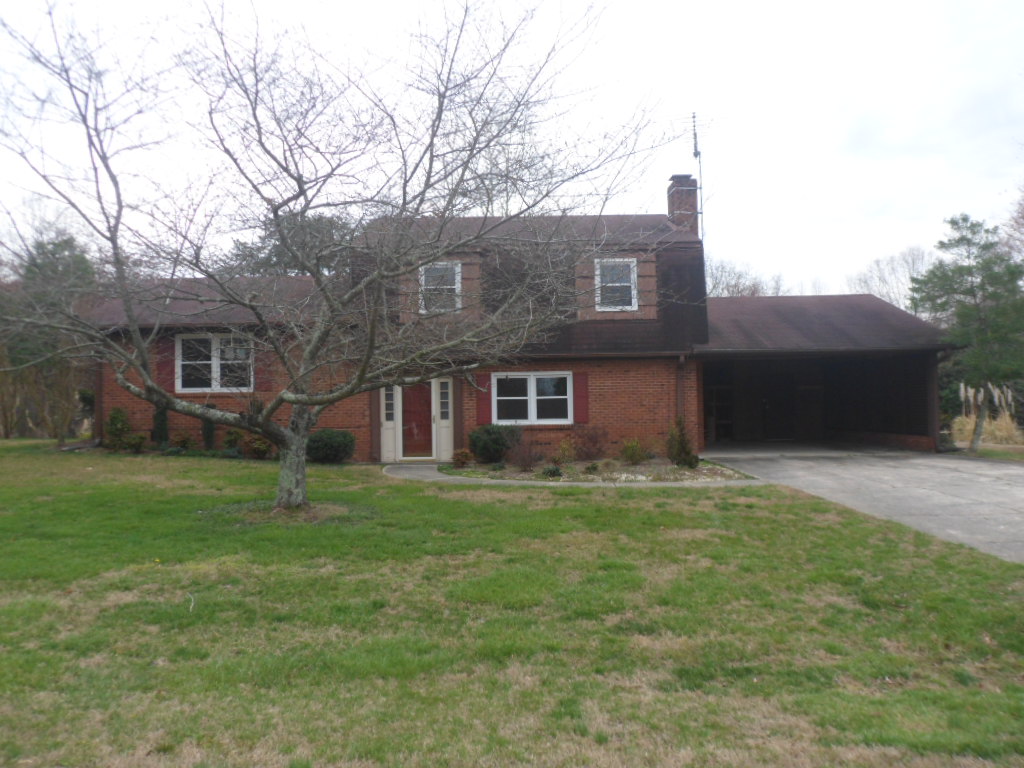 1240 S Peace Haven RdClemmons, NC, 27012Forsyth County