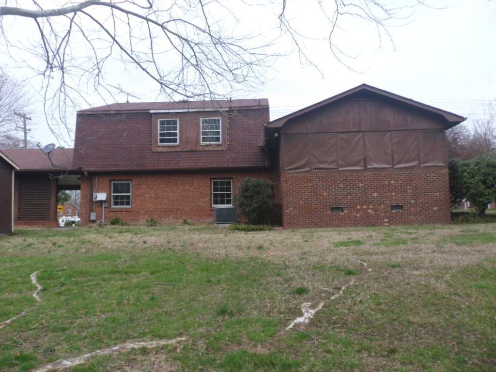 1240 S Peace Haven RdClemmons, NC, 27012Forsyth County