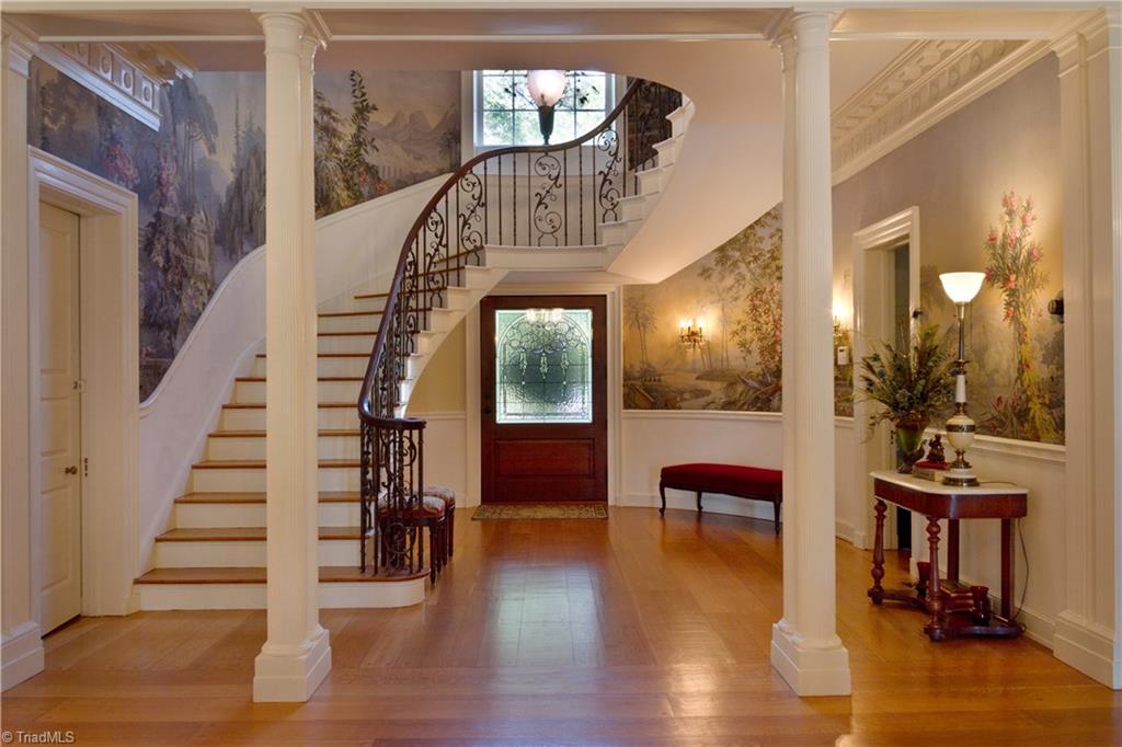 7980 Valley View DR, Clemmons, NC 27012