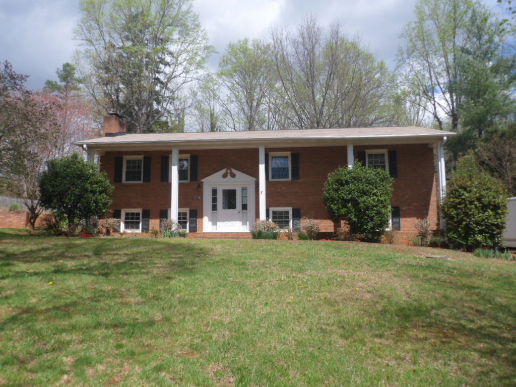 6103 Winview Heights StClemmons, NC, 27012Forsyth County