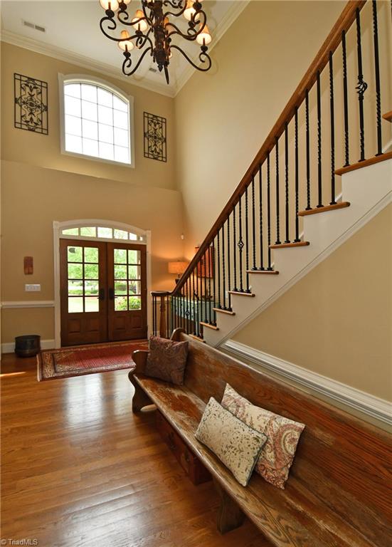 1025 Salem Cove Court, Clemmons, NC 27012