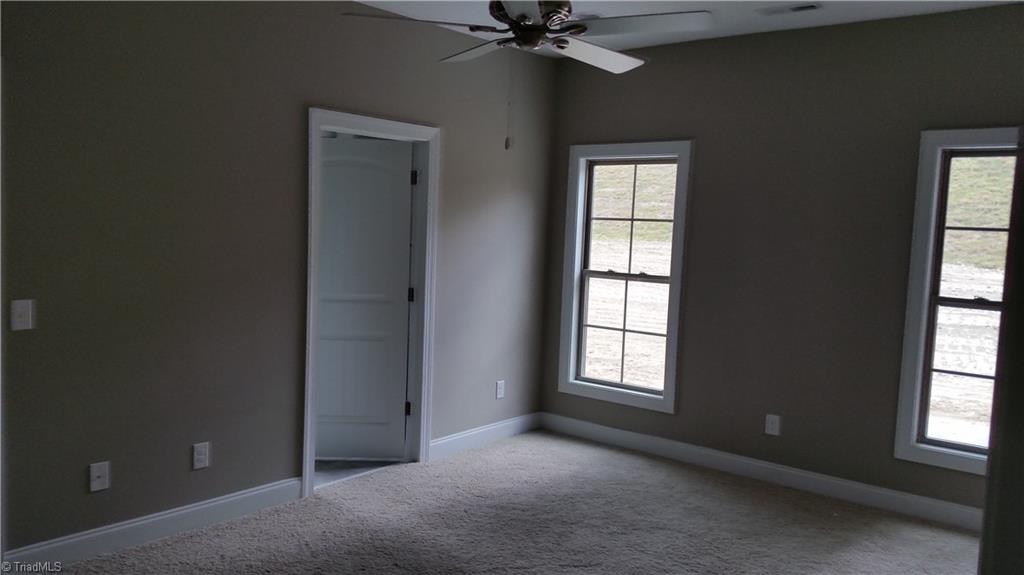 401 Plantation Village Drive, Clemmons, NC 27012