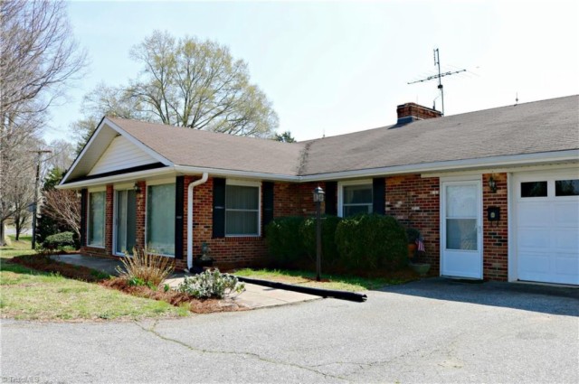 595 Central Road, Clemmons, NC 27012