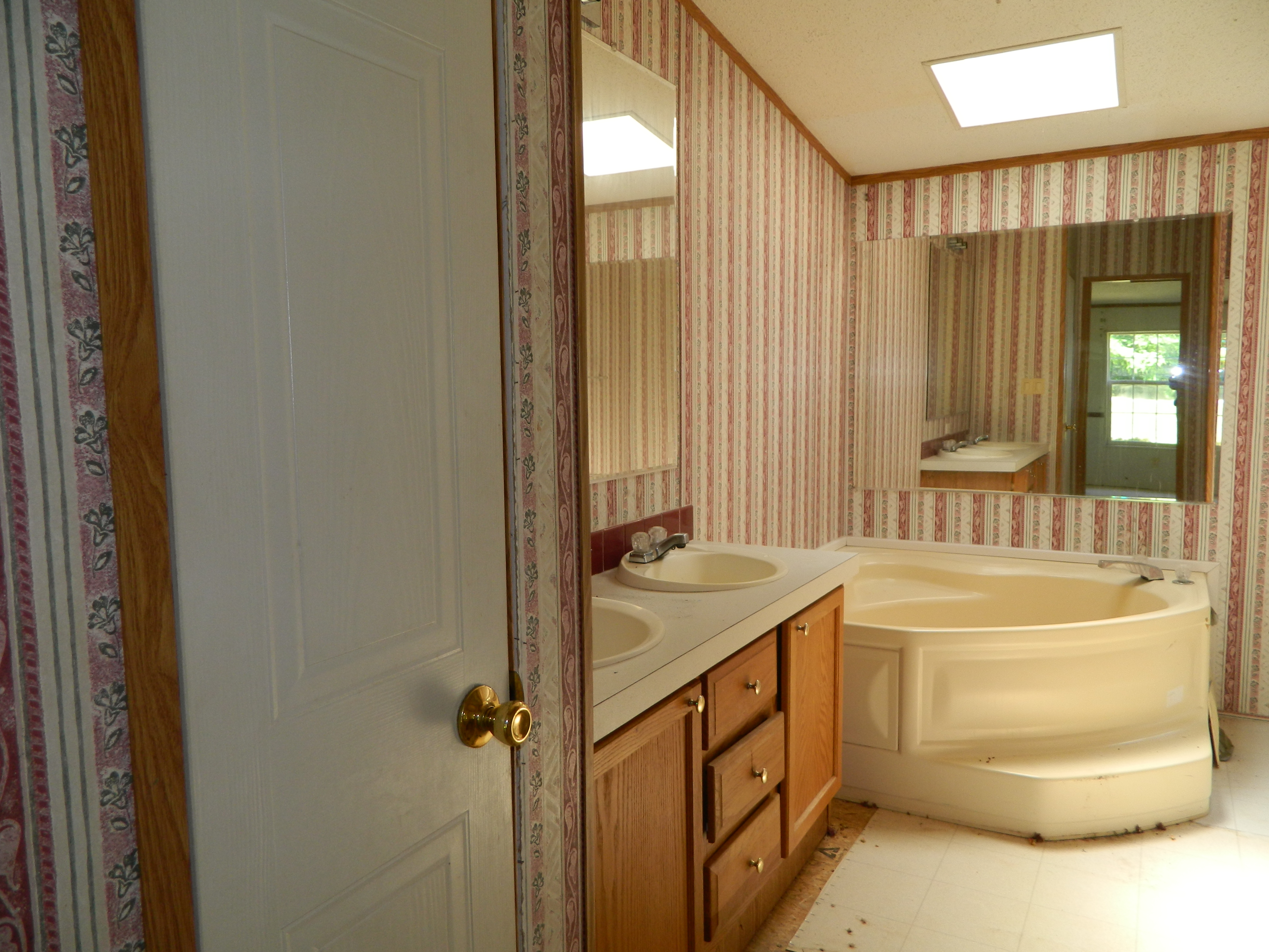 1163 Shinnville RdCleveland, NC, 27013Iredell County