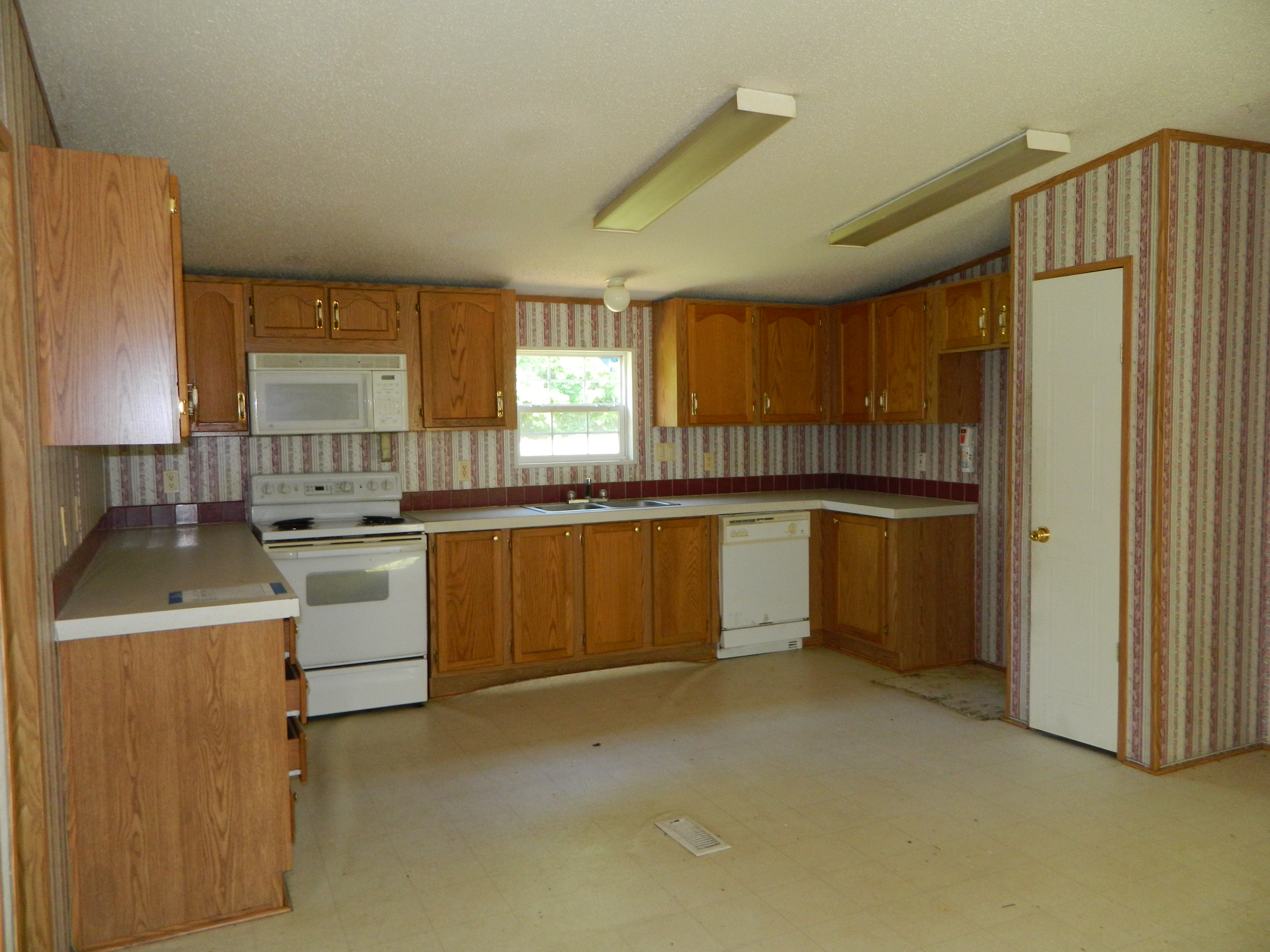 1163 Shinnville RdCleveland, NC, 27013Iredell County