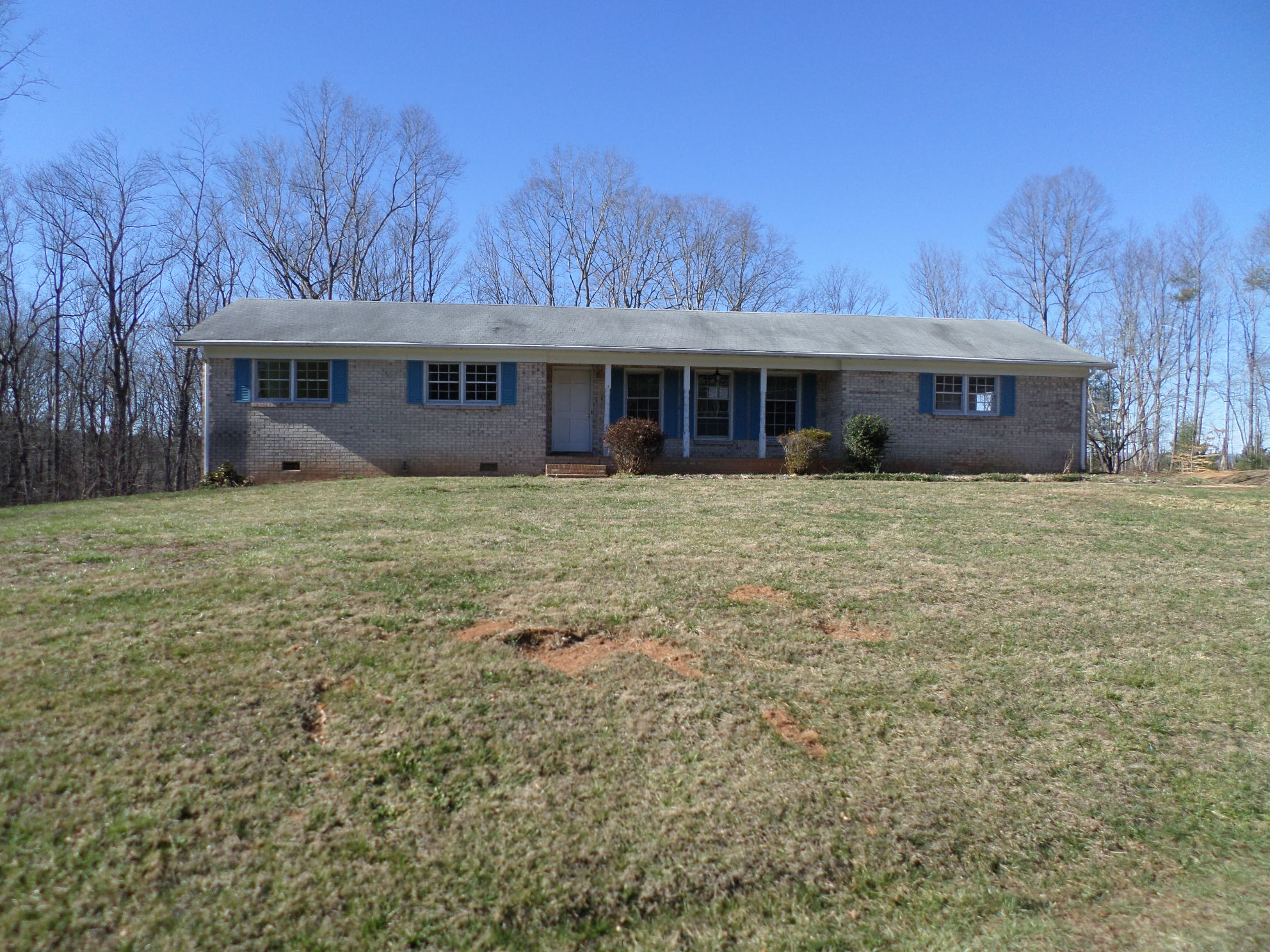 401 Jacob StDobson, NC, 27017Surry County