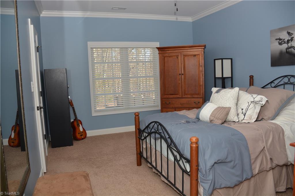 360 Mountain View Road, King, NC 27021