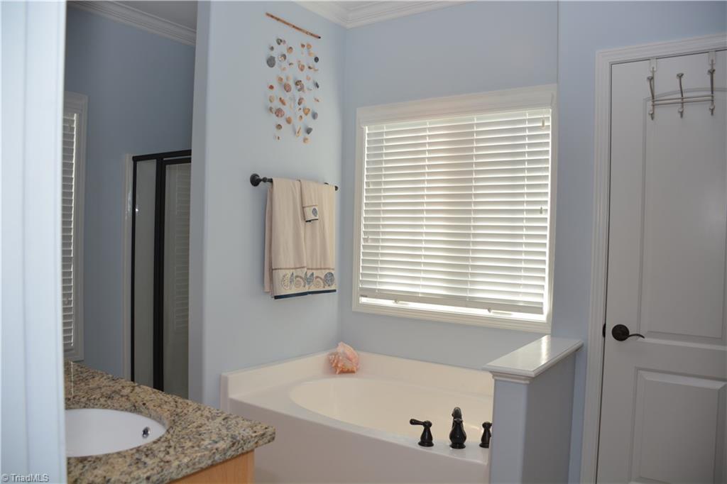 360 Mountain View Road, King, NC 27021