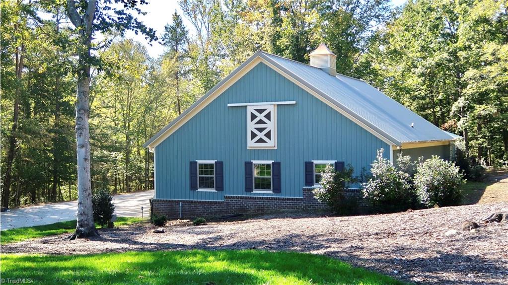 110 Nanzetta Way, Lewisville, NC 27023