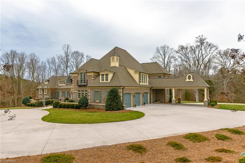110 Nanzetta Way, Lewisville, NC 27023