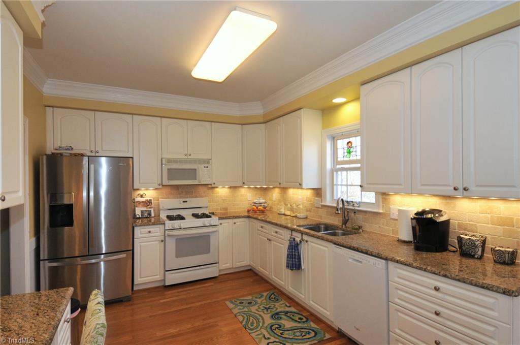 1135 Wellesley Place Drive, Lewisville, NC 27023