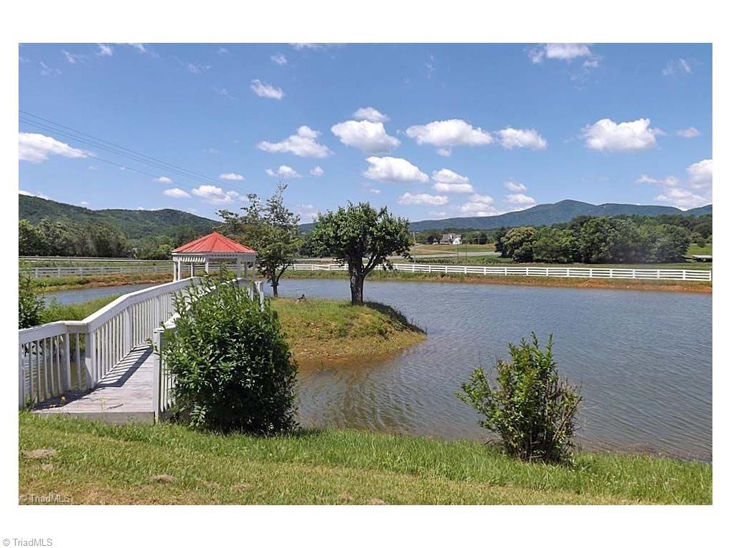 267 Cowboy Lane, Lowgap, NC 27024