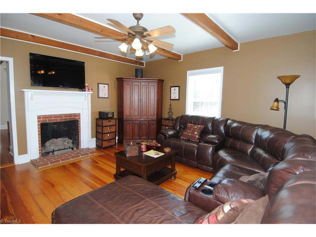 124 Falcon Lane, Mocksville, NC 27028
