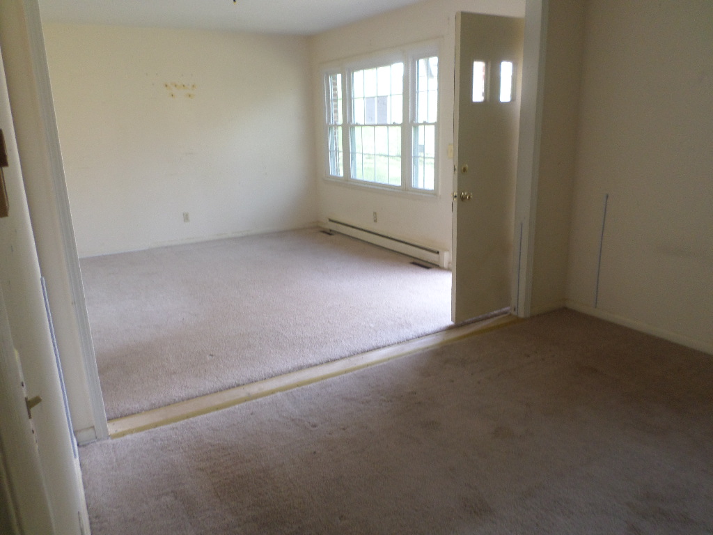 101 Bourbon TrlMount Airy, NC, 27030Surry County