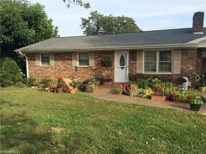 619 Haystack Road, Mount Airy, NC 27030