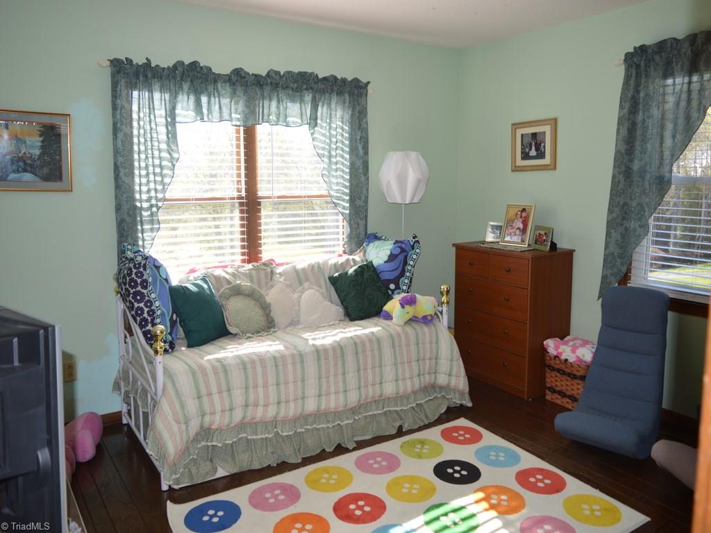 218 Cross Creek Drive, Mount Airy, NC 27030