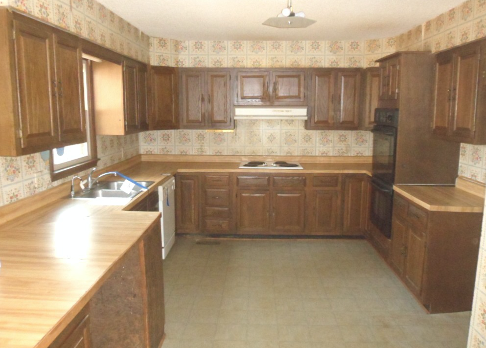 4003 Woodridge LnPfafftown, NC, 27040Forsyth County