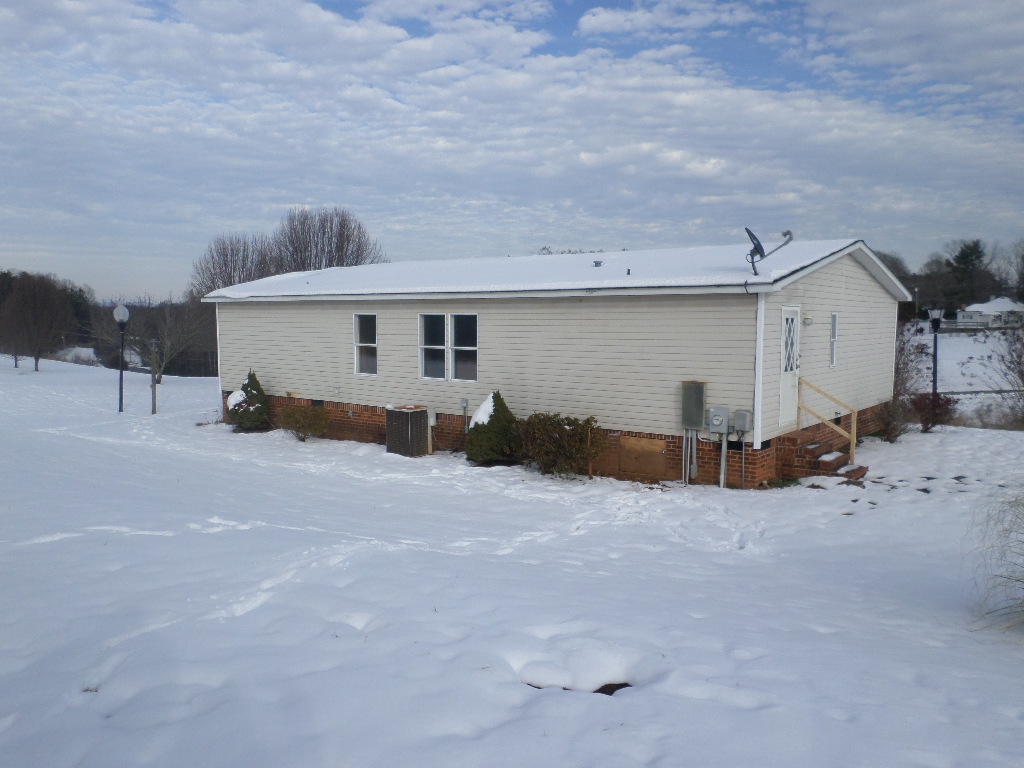 1063 Pell RdWestfield, NC, 27053Stokes County