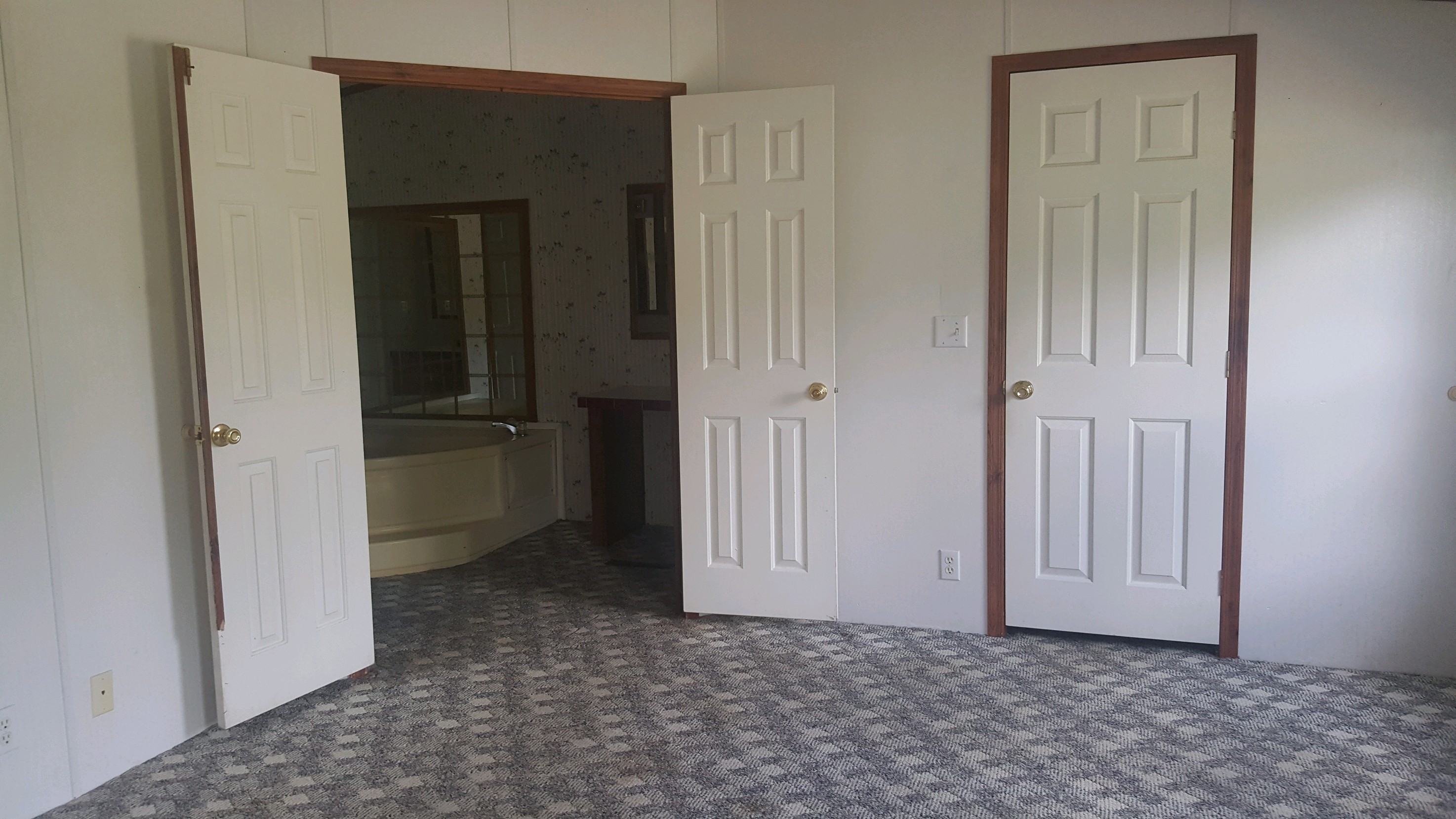 2032 Anna DriveYadkinville, NC, 27055Yadkin County
