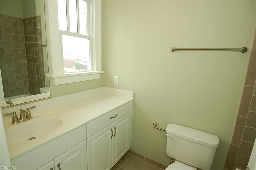 779 S Poplar Street, Winston Salem, NC 27101