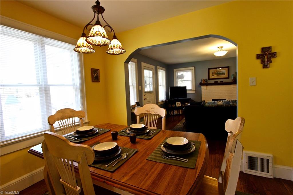 821 Fenimore Street, Winston Salem, NC 27103