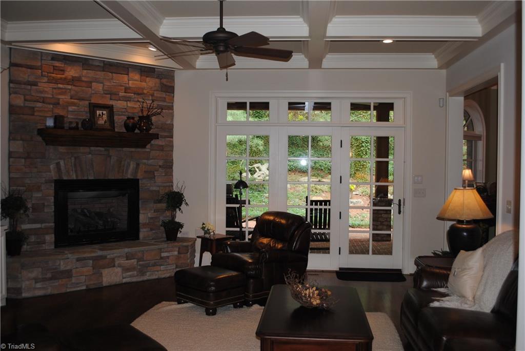1070 E Kent Road, Winston Salem, NC 27104