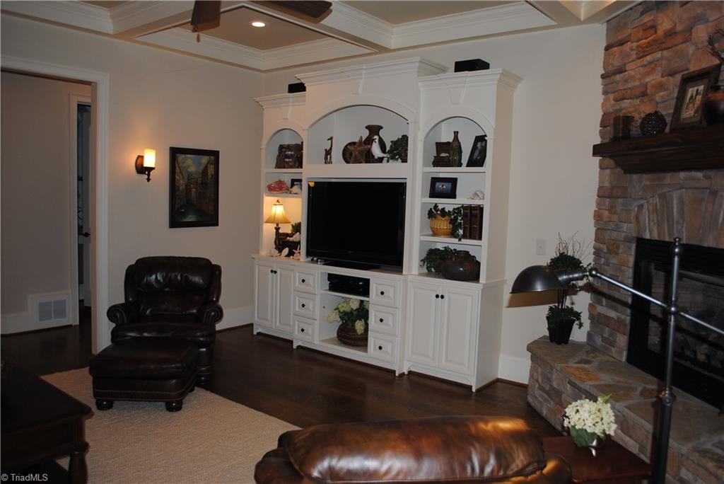 1070 E Kent Road, Winston Salem, NC 27104