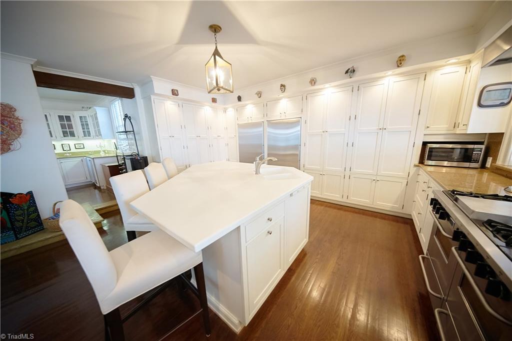 1701 Reynolda Road, Winston Salem, NC 27104