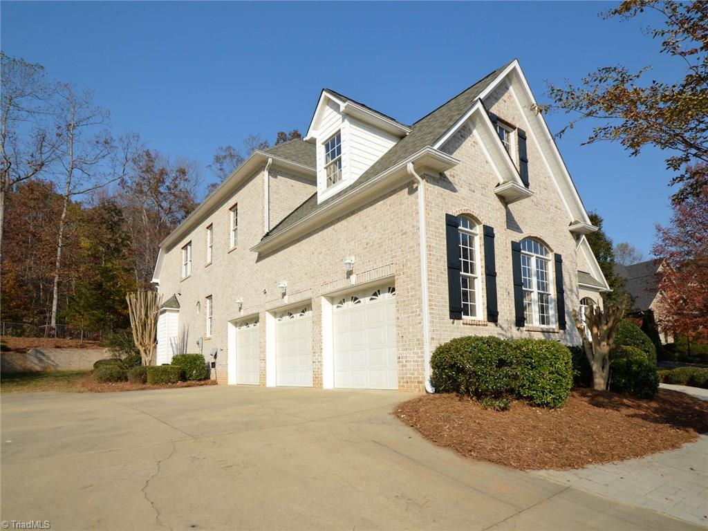 1435 Willow Woods Way, Winston Salem, NC 27104
