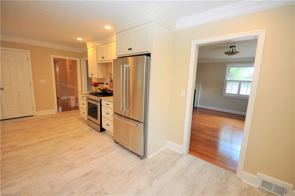 1803 Runnymede Road, Winston Salem, NC 27104
