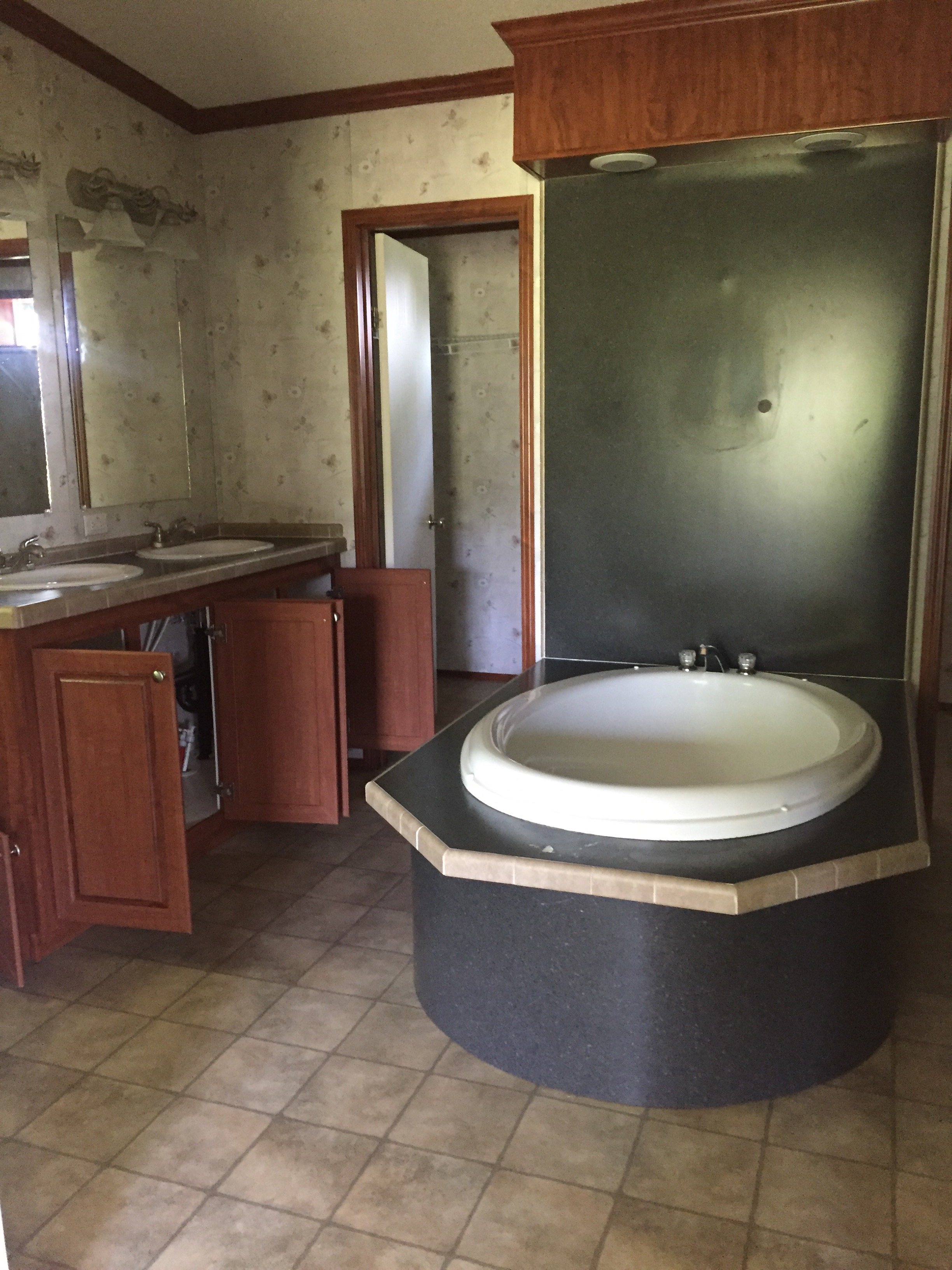 5065 Natalie Temple LnWinston Salem, NC, 27105Forsyth County
