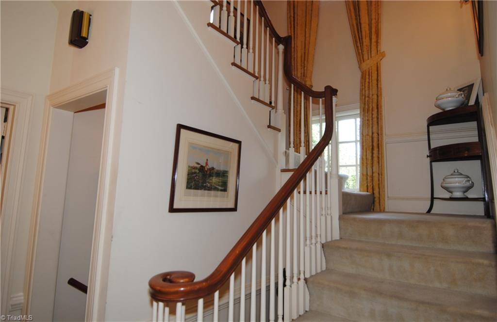 2637 Audubon Drive, Winston Salem, NC 27106
