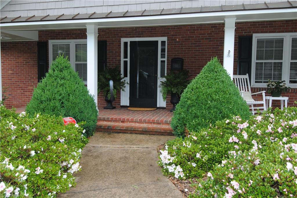 641 Nokomis Court, Winston Salem, NC 27106