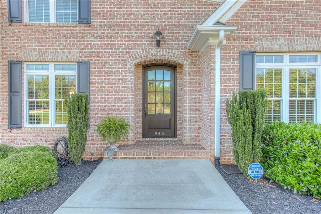 946 Berryhill Lane, Winston Salem, NC 27106