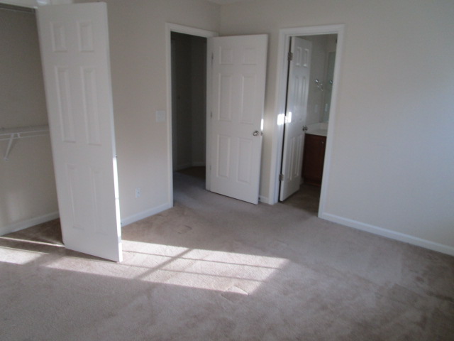 3566 Sydney Oaks DrBrowns Summit, NC, 27214Guilford County
