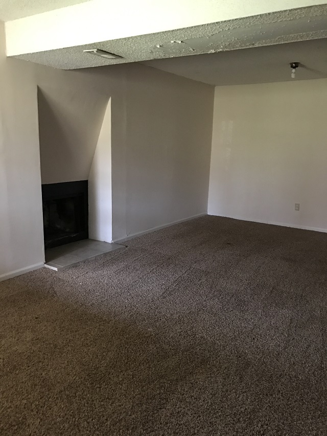 3212 Forestview DrHigh Point, NC, 27260Guilford County