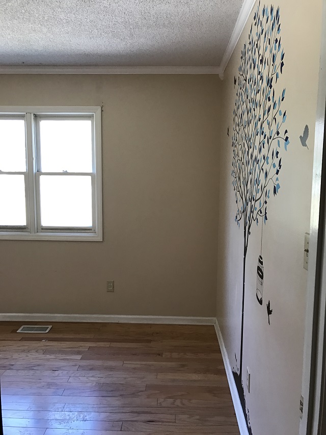 3212 Forestview DrHigh Point, NC, 27260Guilford County