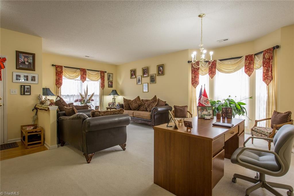 1008 Scarlett Drive, High Point, NC 27265