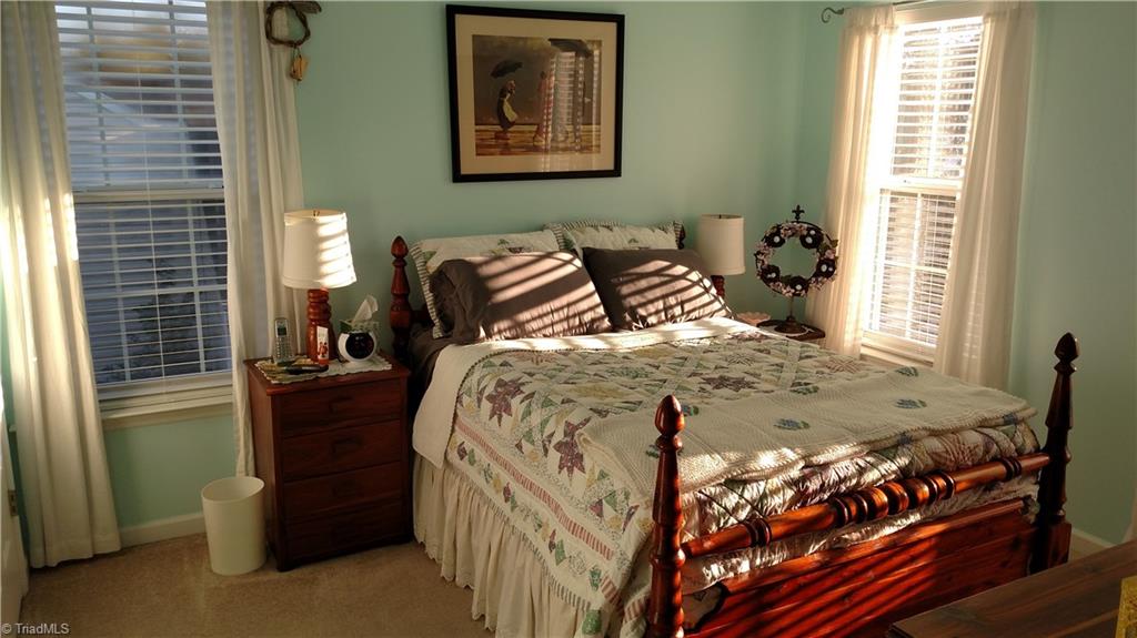 206 Jamestown Oaks Drive, Jamestown, NC 27282