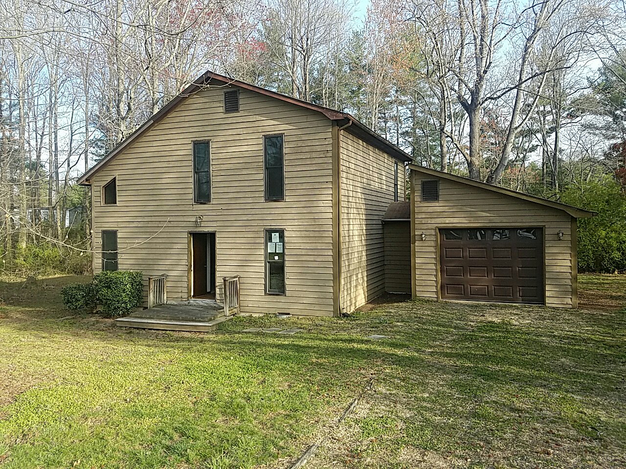 504 Lakecrest DrKernersville, NC, 27284Forsyth County