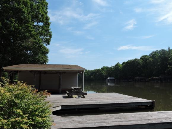 1302DAVIS FARM RD, Leasburg, NC 27291