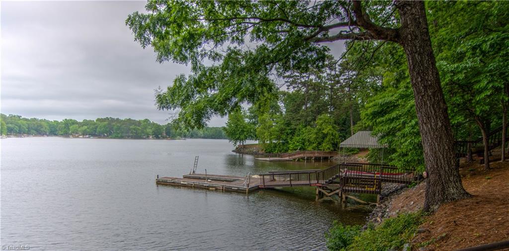 228 Periwinkle Lane, Lexington, NC 27292