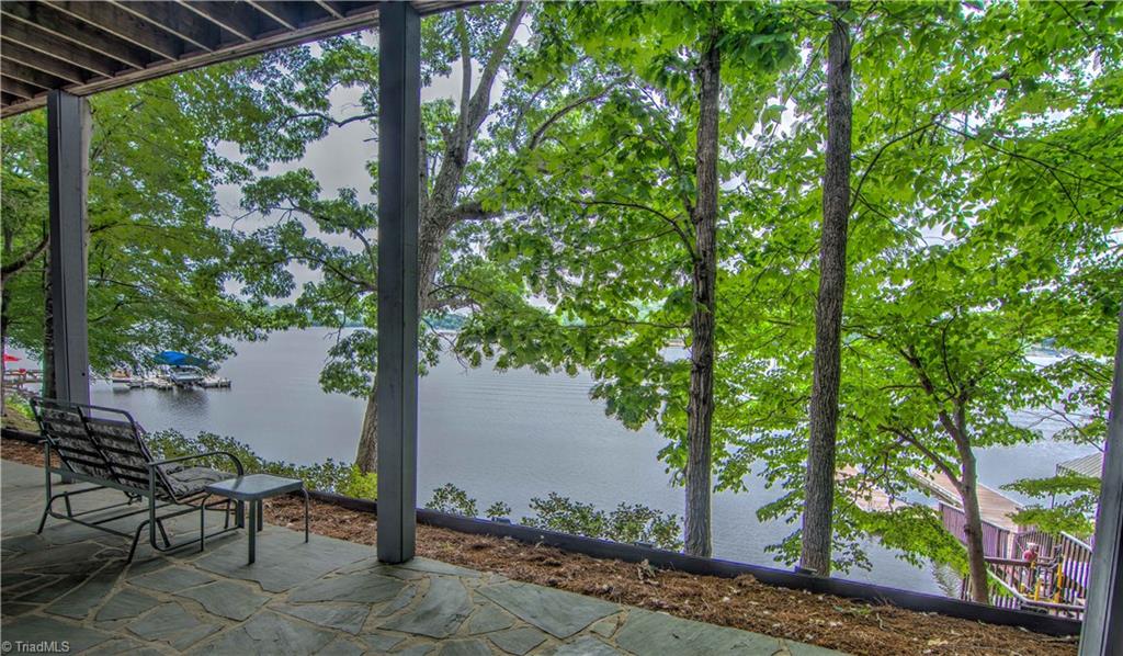 228 Periwinkle Lane, Lexington, NC 27292