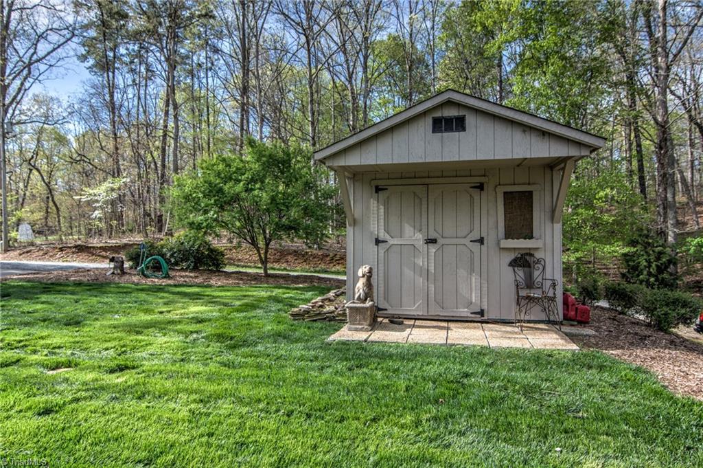 254 Lambe Drive, Lexington, NC 27292